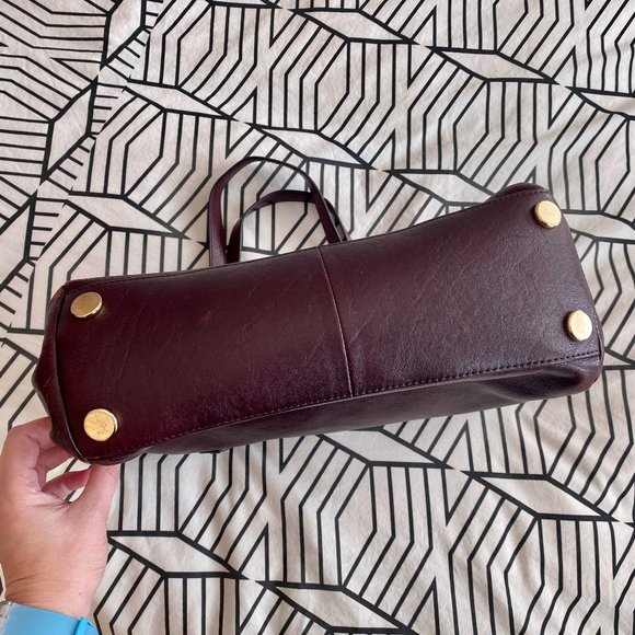 Fossil Red and Purple Leather Tote Bag with Spacious Design - Picture 4 of 5